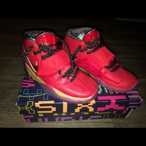 Boys Nike Kyrie V1 Shoes